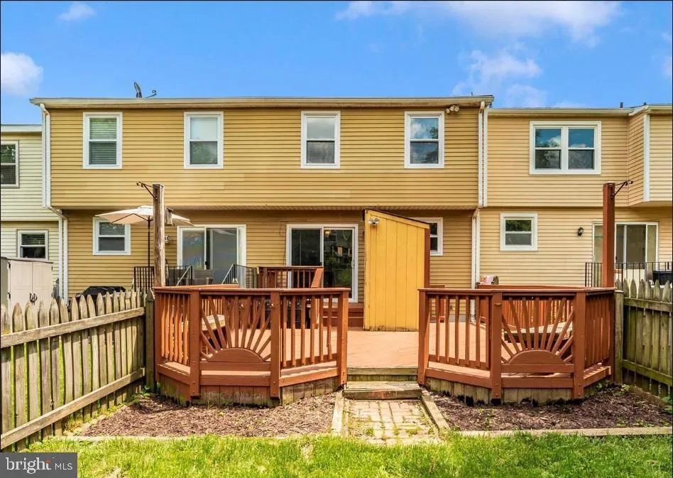 381 W THORNHILL Frederick, MD 21703