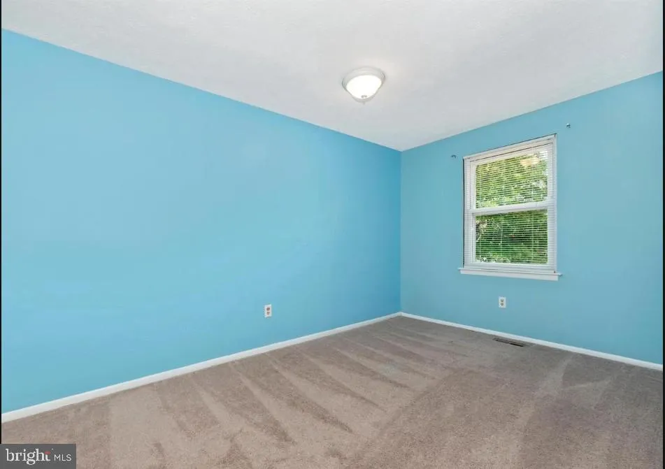 381 W THORNHILL Frederick, MD 21703