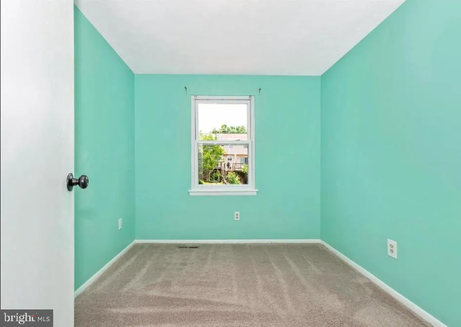 381 W THORNHILL Frederick, MD 21703
