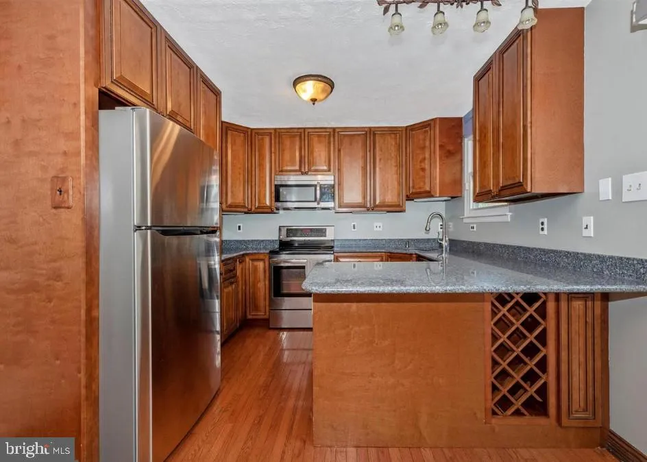 381 W THORNHILL Frederick, MD 21703