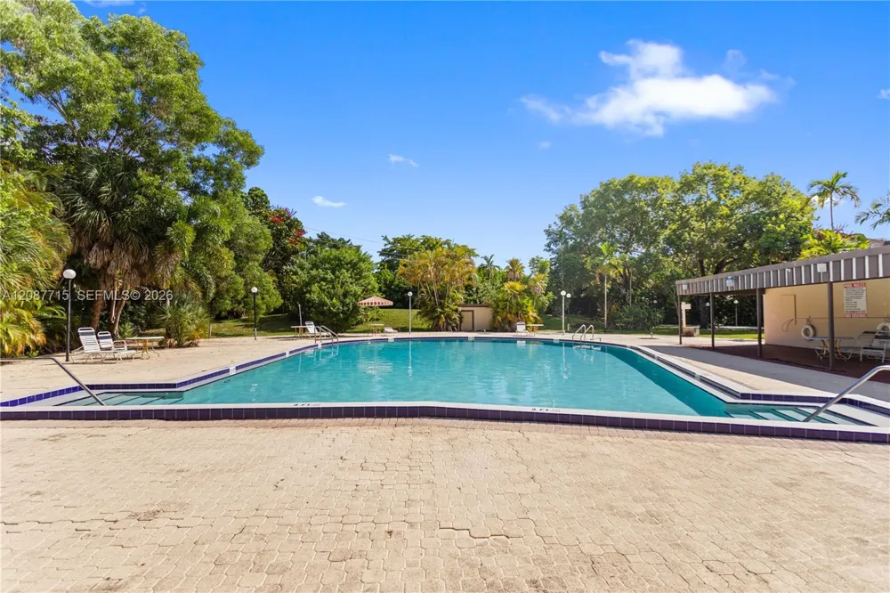 7300 NW 17th St #310 Plantation, FL 33313