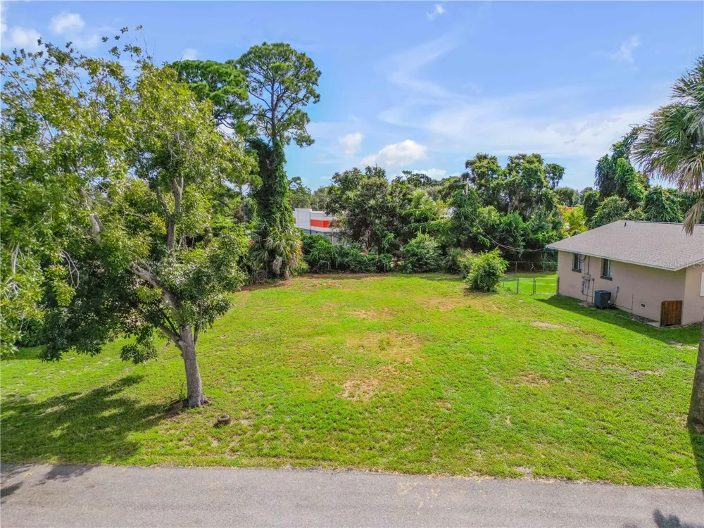 1715 EDGEWATER DRIVE Edgewater, FL 32132