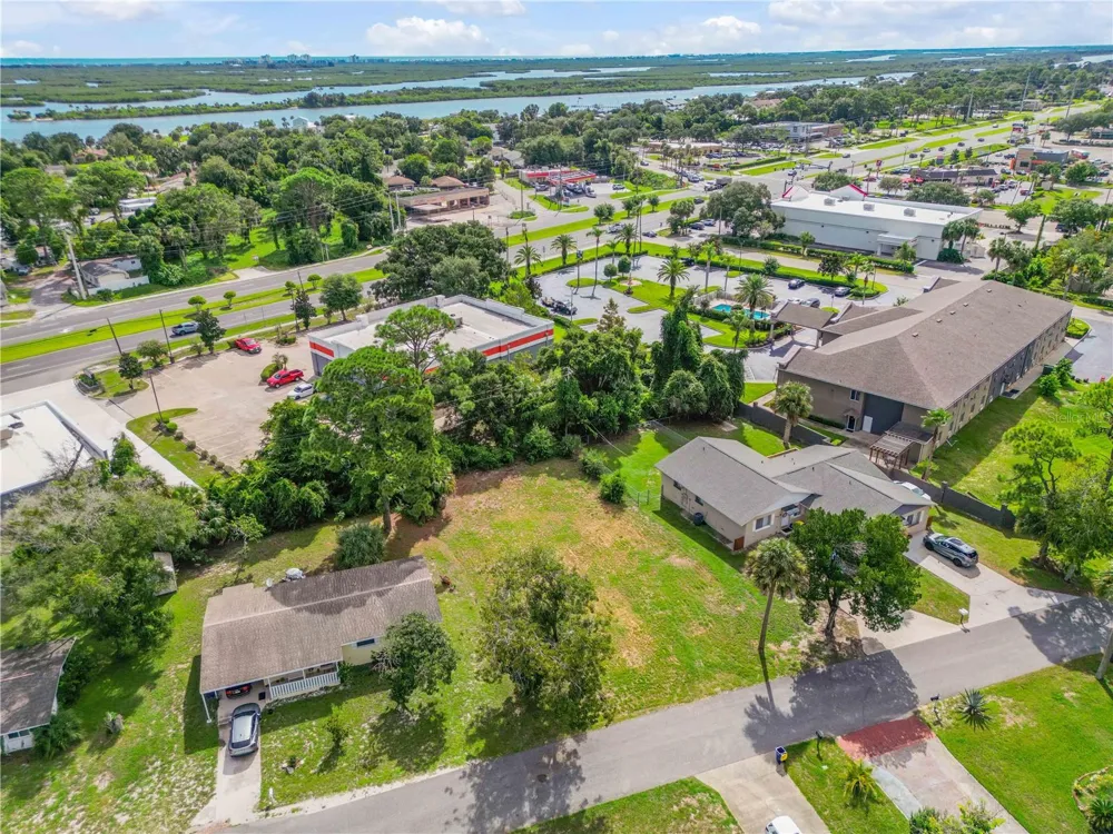 1715 EDGEWATER DRIVE Edgewater, FL 32132