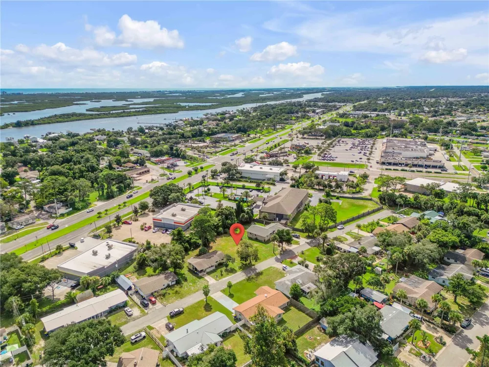 1715 EDGEWATER DRIVE Edgewater, FL 32132