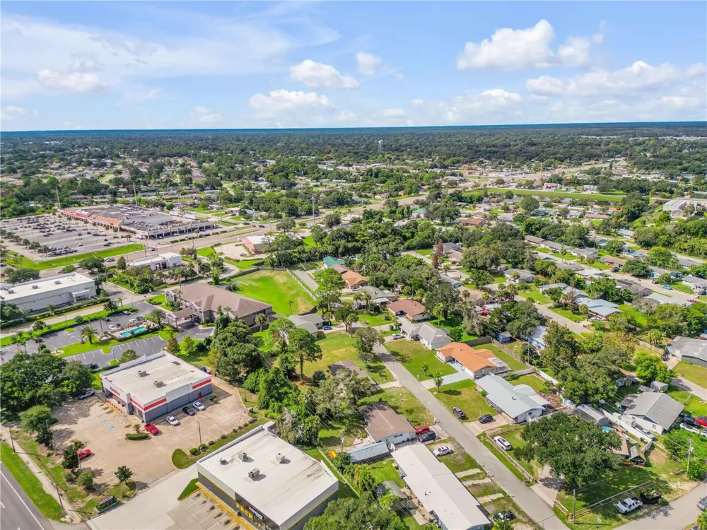 1715 EDGEWATER DRIVE Edgewater, FL 32132