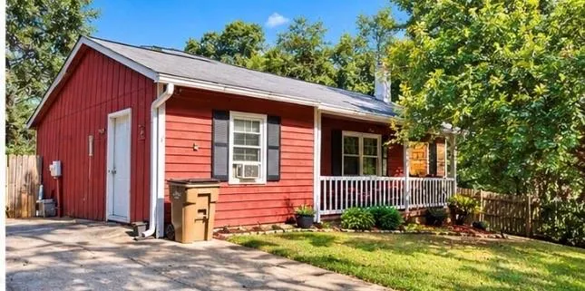 5846 Fox Run Rex, GA 30273