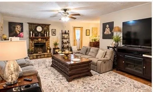 5846 Fox Run Rex, GA 30273