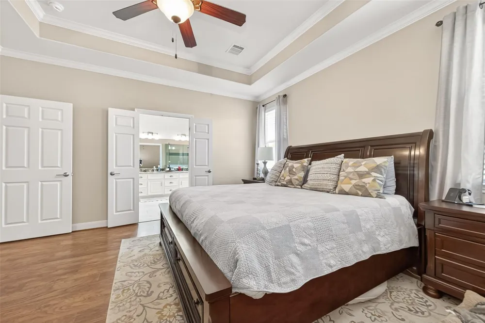 2026 Que Manor Drive Houston, TX 77090