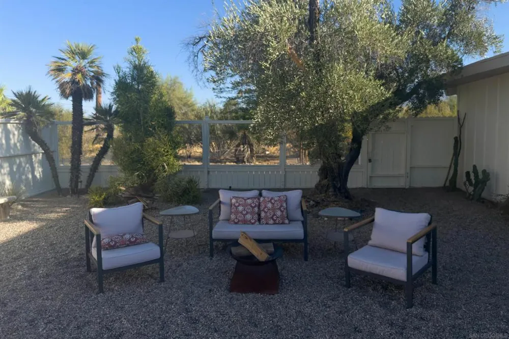 393 Arbalest Dr Borrego Springs, CA 92004