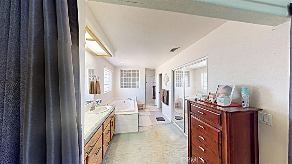 21723 Hercules Street Apple Valley, CA 92308