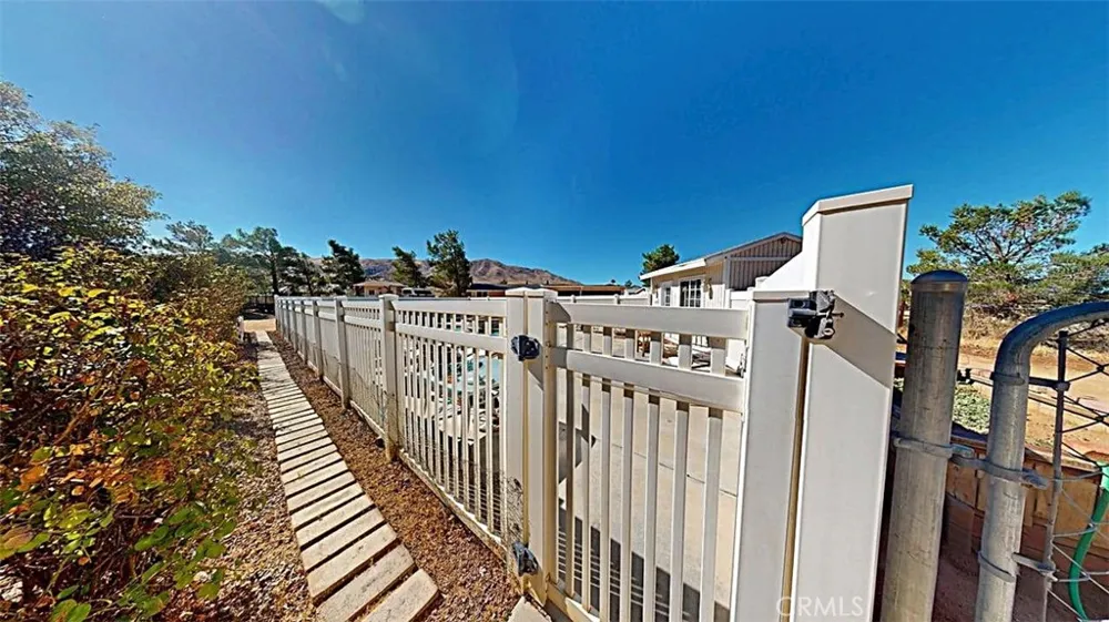 21723 Hercules Street Apple Valley, CA 92308
