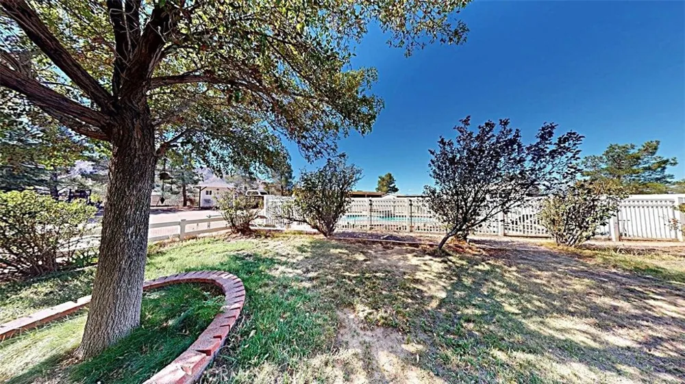 21723 Hercules Street Apple Valley, CA 92308