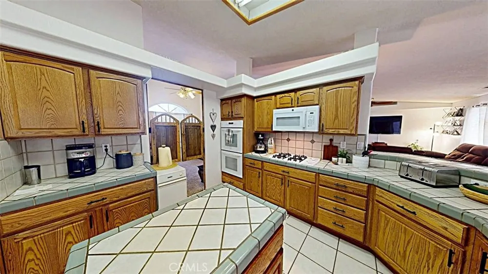 21723 Hercules Street Apple Valley, CA 92308