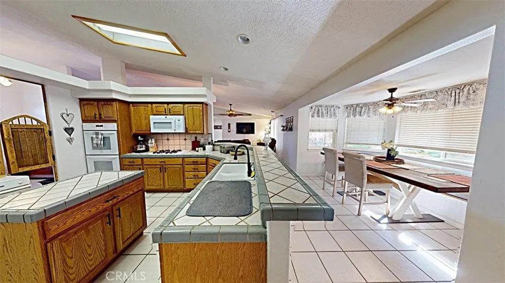 21723 Hercules Street Apple Valley, CA 92308