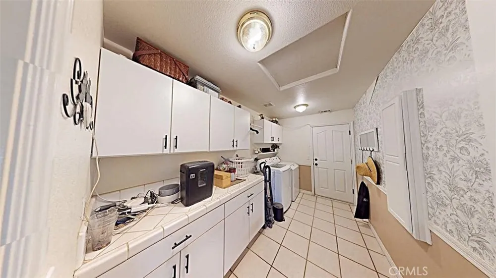21723 Hercules Street Apple Valley, CA 92308