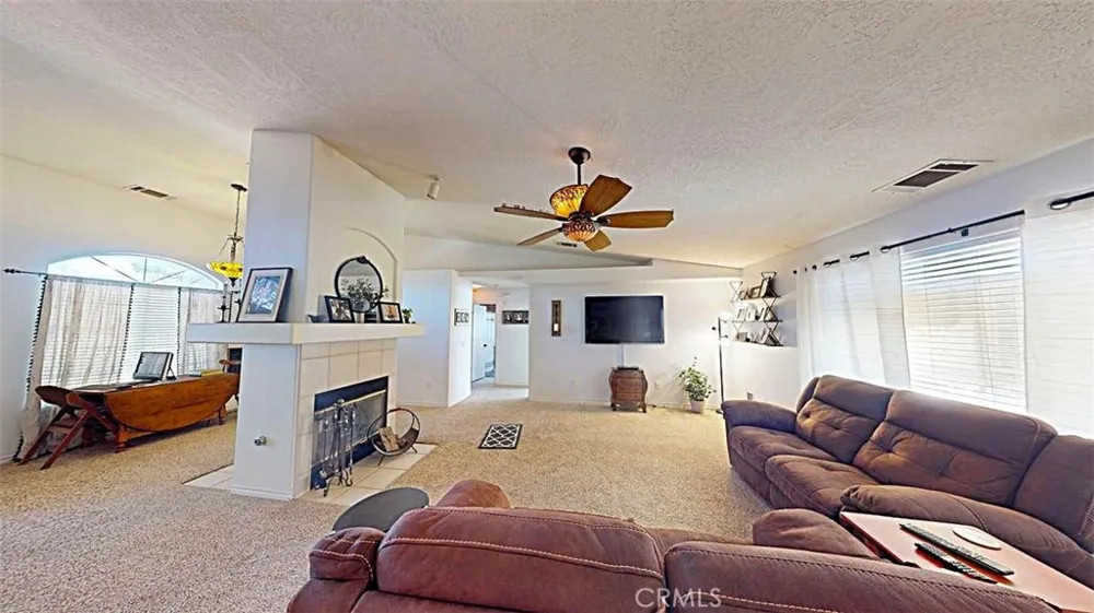 21723 Hercules Street Apple Valley, CA 92308