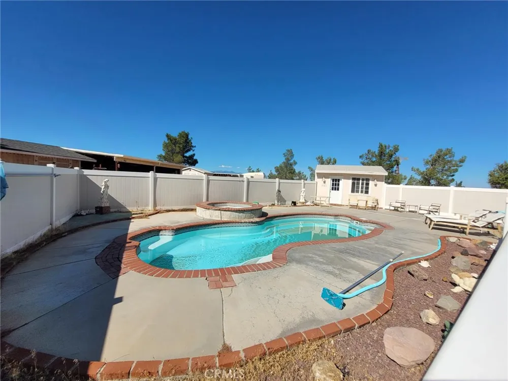21723 Hercules Street Apple Valley, CA 92308