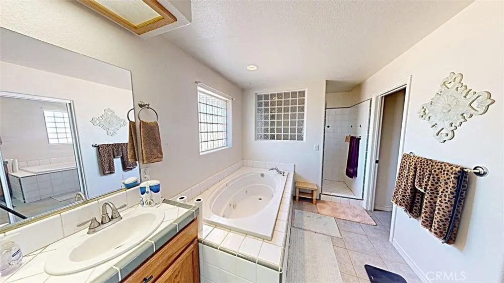 21723 Hercules Street Apple Valley, CA 92308