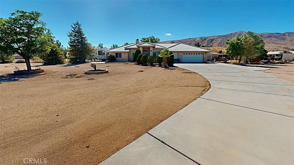 21723 Hercules Street Apple Valley, CA 92308