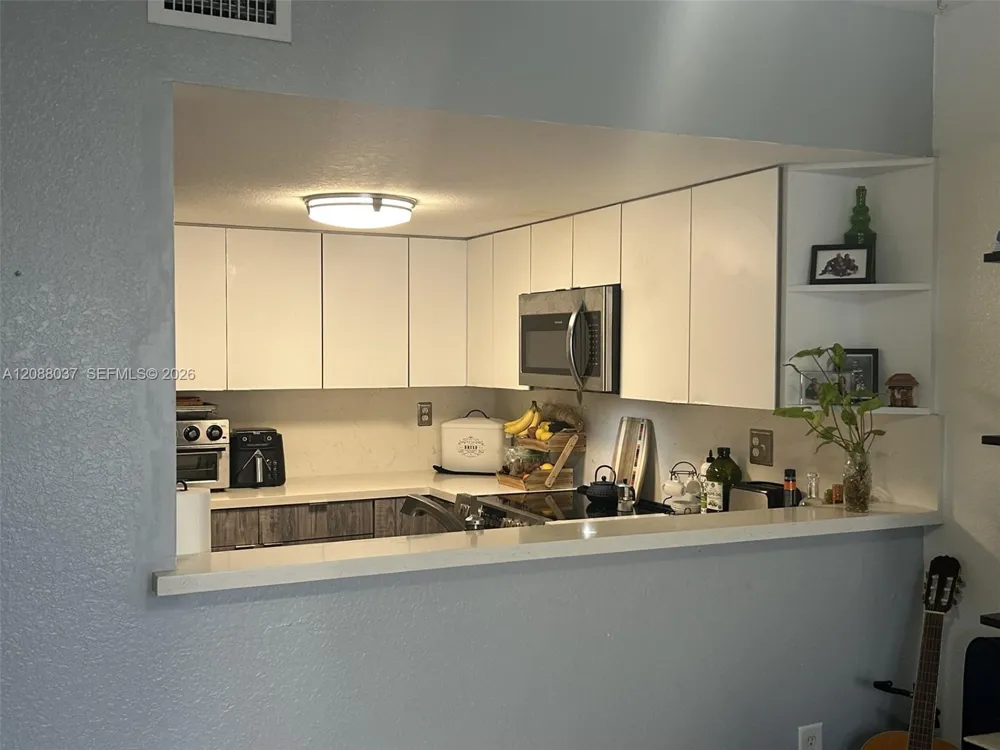 18859 NW 86th Ave #3305 Hialeah, FL 33015