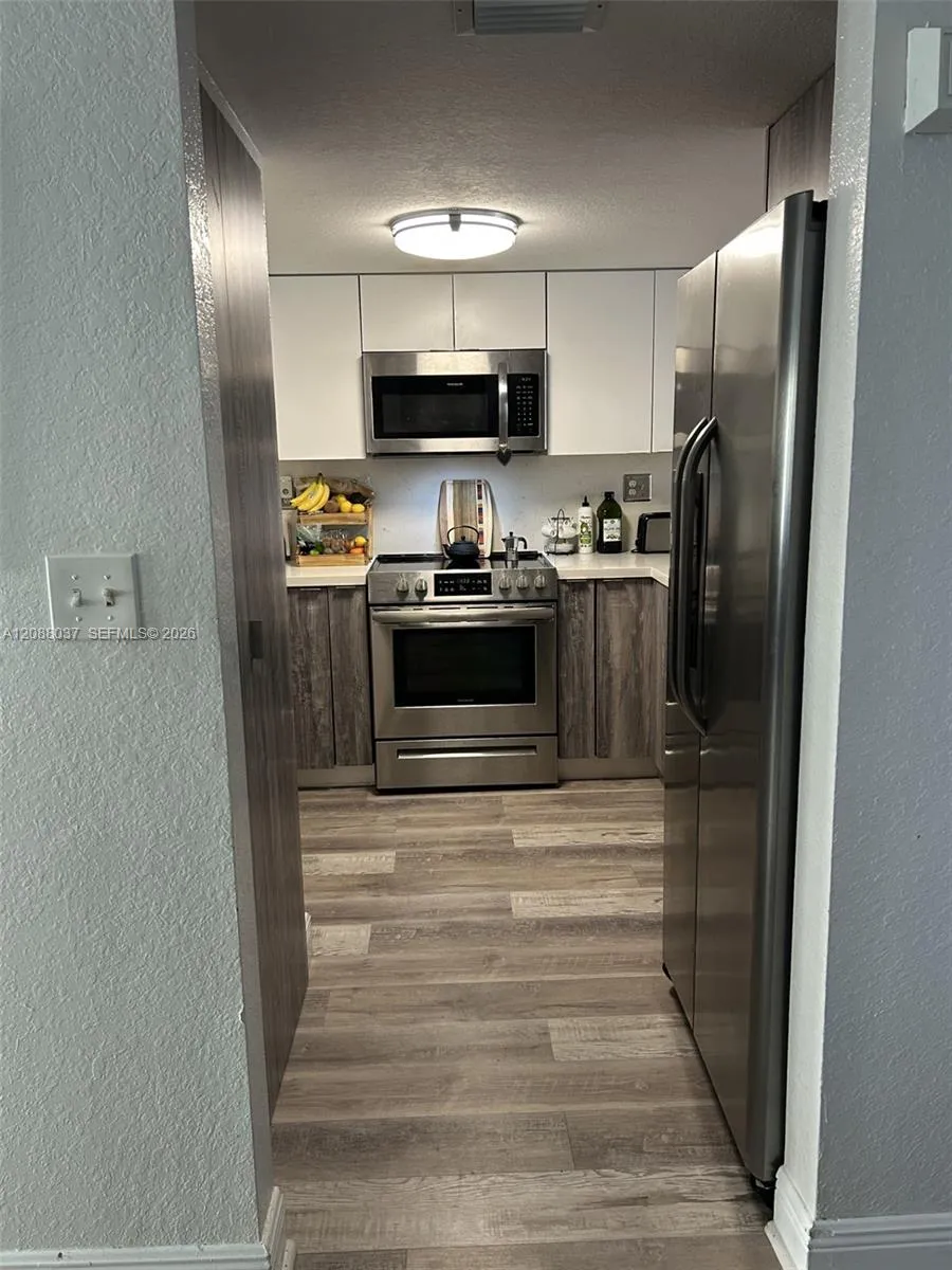 18859 NW 86th Ave #3305 Hialeah, FL 33015