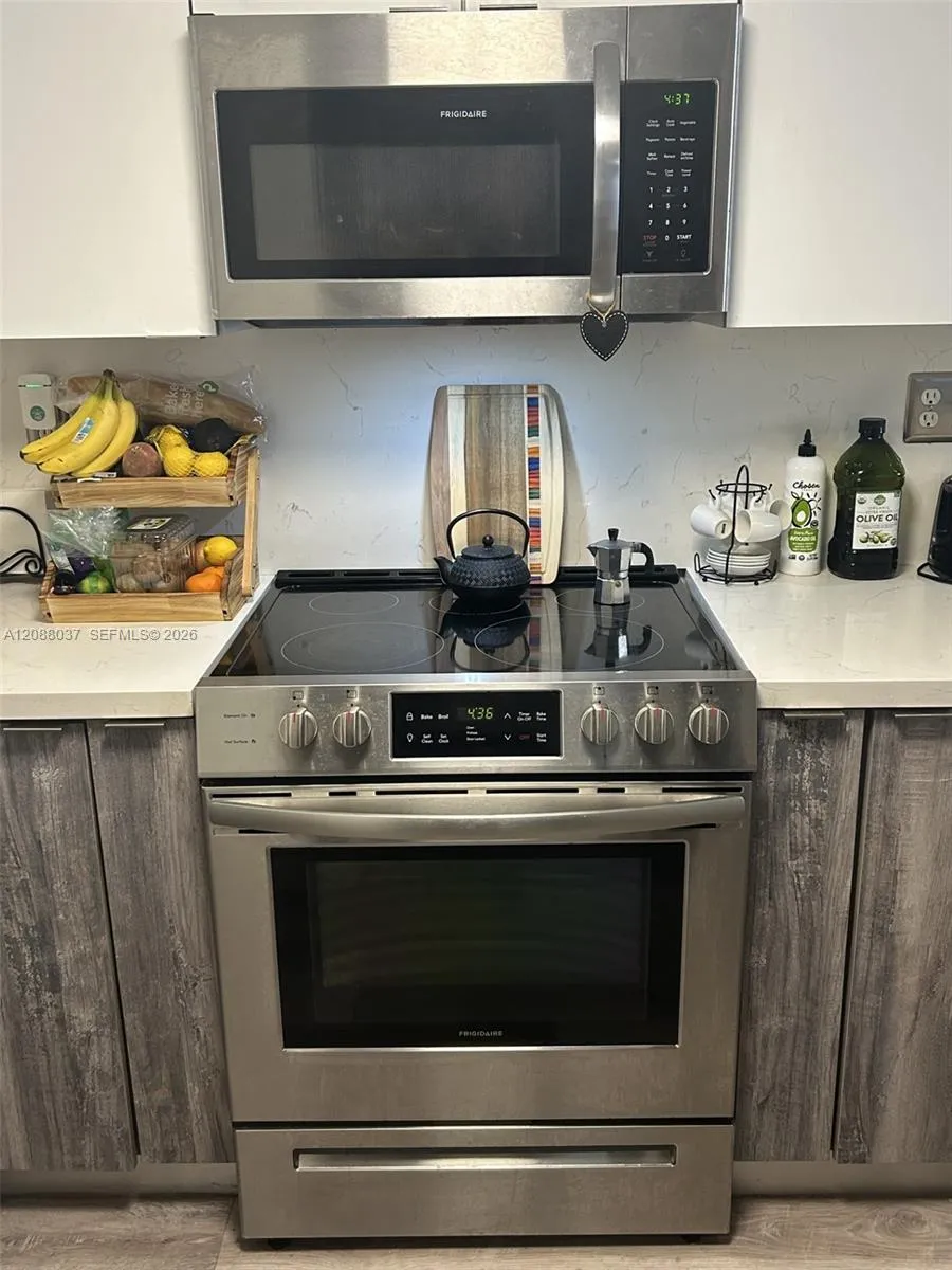 18859 NW 86th Ave #3305 Hialeah, FL 33015
