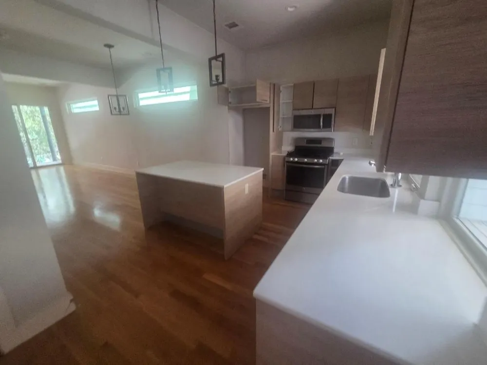 2705 St Emanuel Street Houston, TX 77004