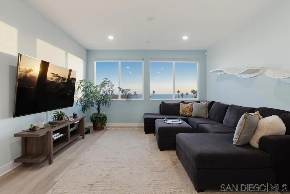 1021 S Cleveland Street #313 San Diego, CA 92054