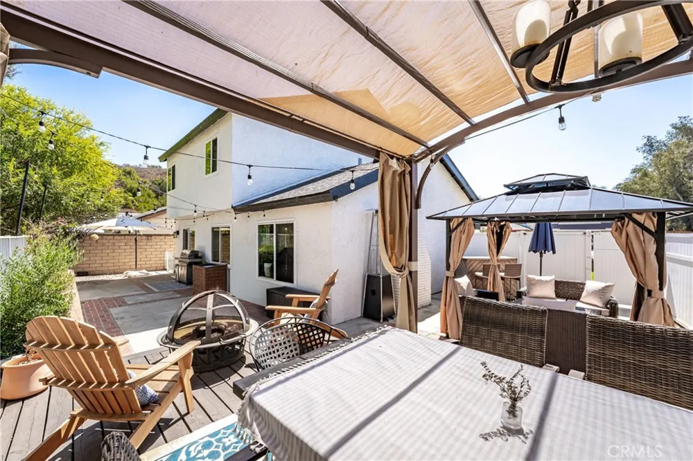 26965 Parkmont Lake Forest, CA 92630