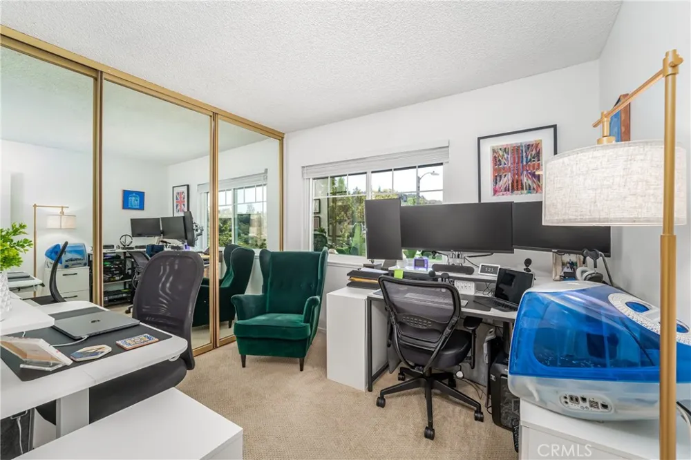 26965 Parkmont Lake Forest, CA 92630