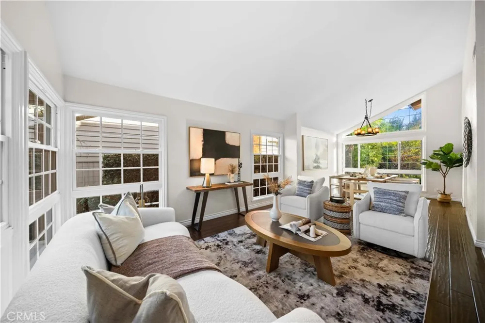 41 Hermosa Irvine, CA 92620