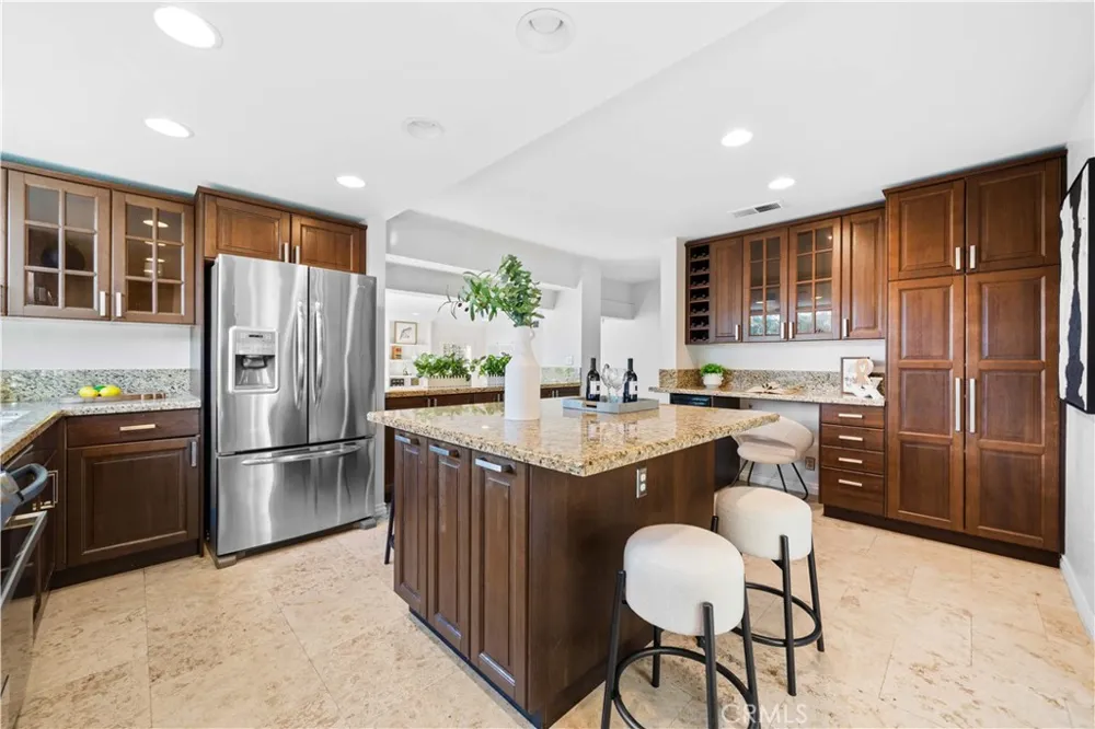 41 Hermosa Irvine, CA 92620