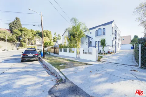 424 Reno Street #424