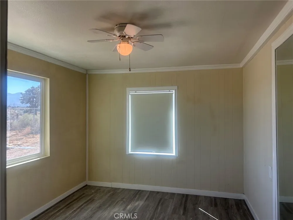 9548 White Road Phelan, CA 92371