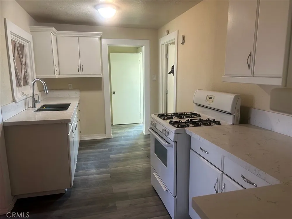 9548 White Road Phelan, CA 92371