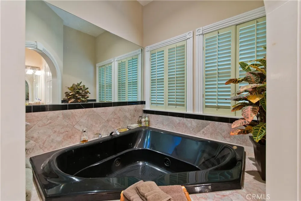 12413 Westminster Avenue Los Angeles, CA 90066