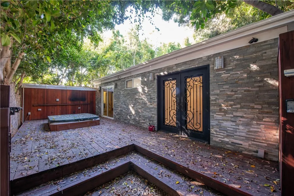 12413 Westminster Avenue Los Angeles, CA 90066