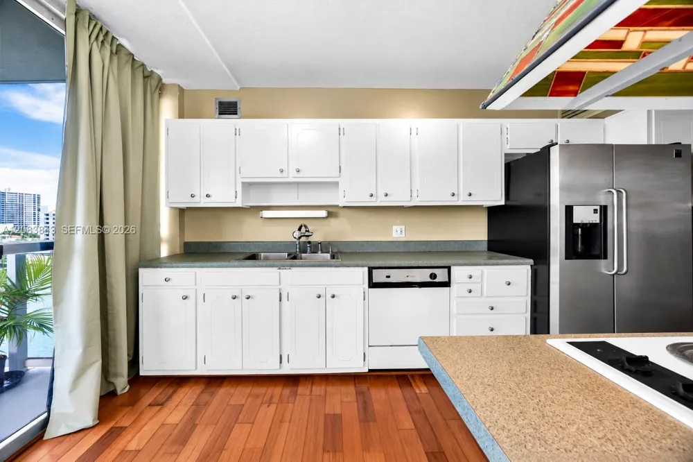 900 Bay Dr #601 Miami Beach, FL 33141
