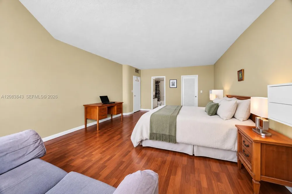 900 Bay Dr #601 Miami Beach, FL 33141