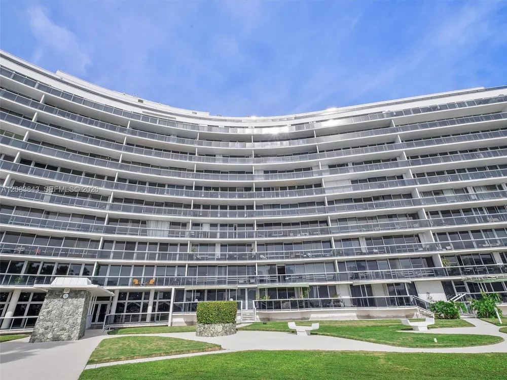 900 Bay Dr #601 Miami Beach, FL 33141