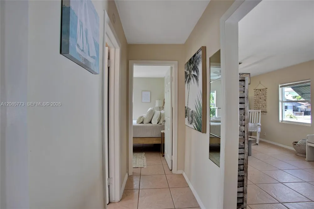 2315 Hope St Hollywood, FL 33020