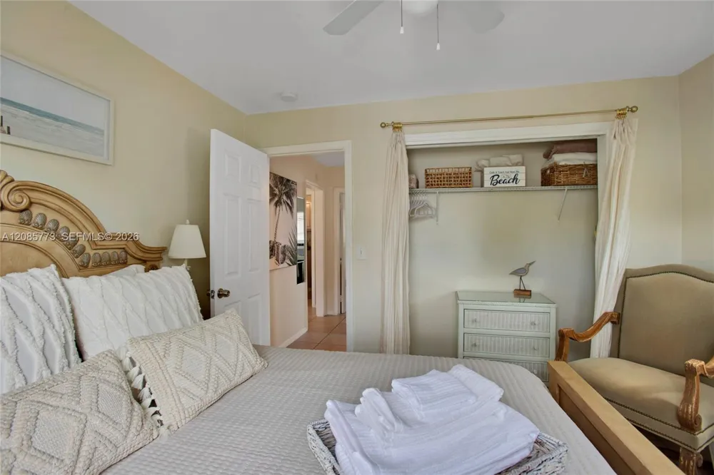 2315 Hope St Hollywood, FL 33020