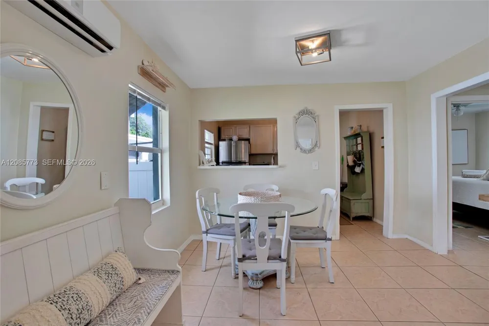 2315 Hope St Hollywood, FL 33020