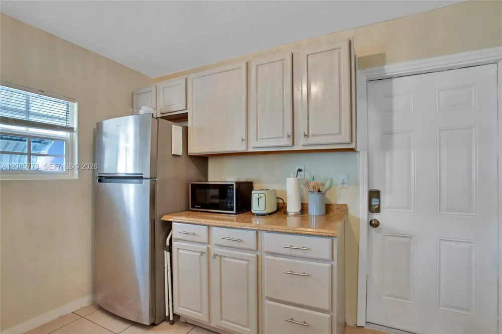 2315 Hope St Hollywood, FL 33020