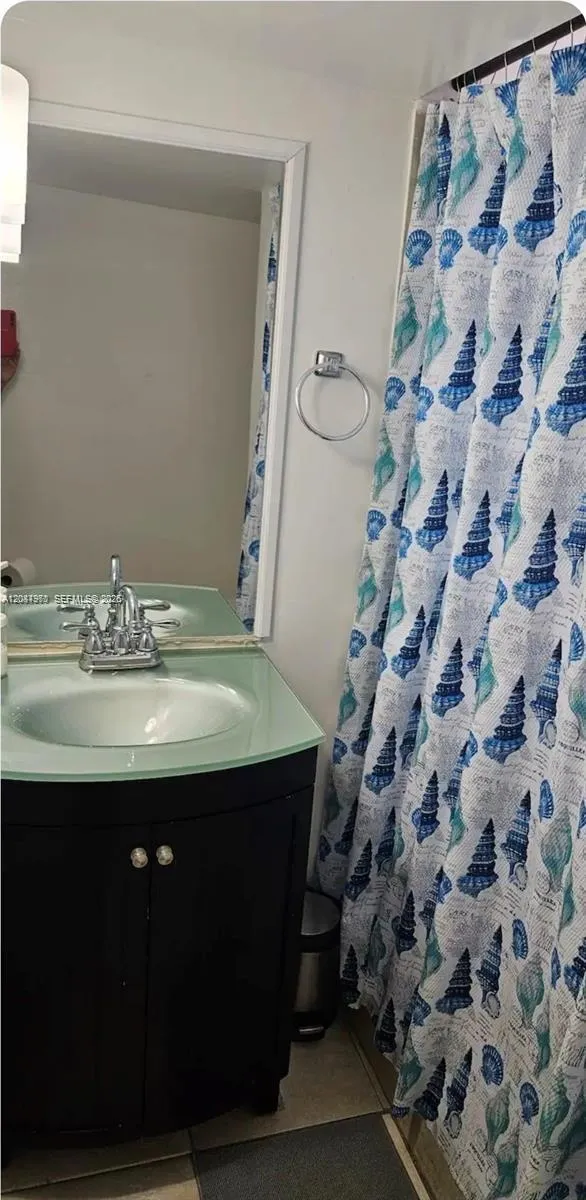 144 NW 7th Ave #1 Dania Beach, FL 33004