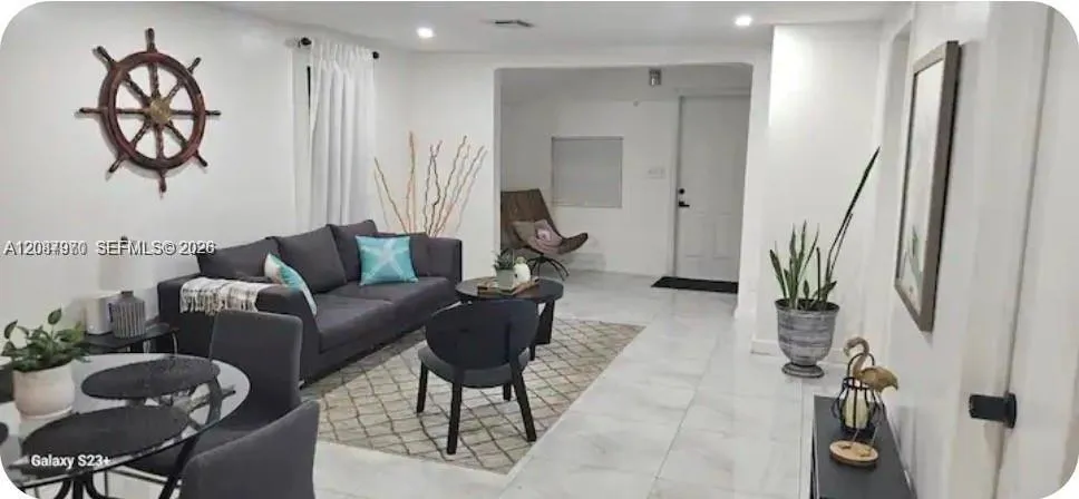 144 NW 7th Ave #1 Dania Beach, FL 33004