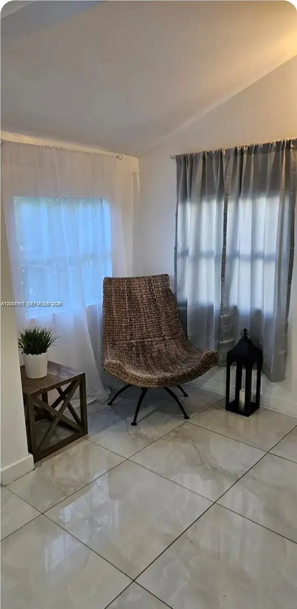144 NW 7th Ave #1 Dania Beach, FL 33004