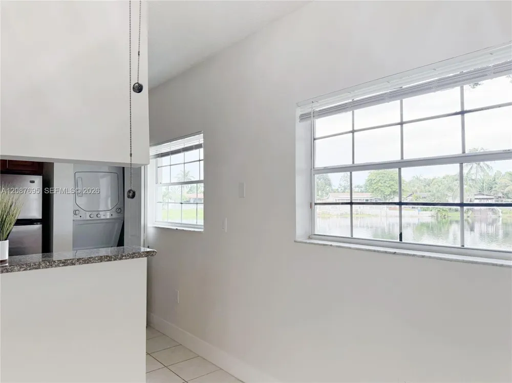 2001 NW 96th Ter #10J Pembroke Pines, FL 33024
