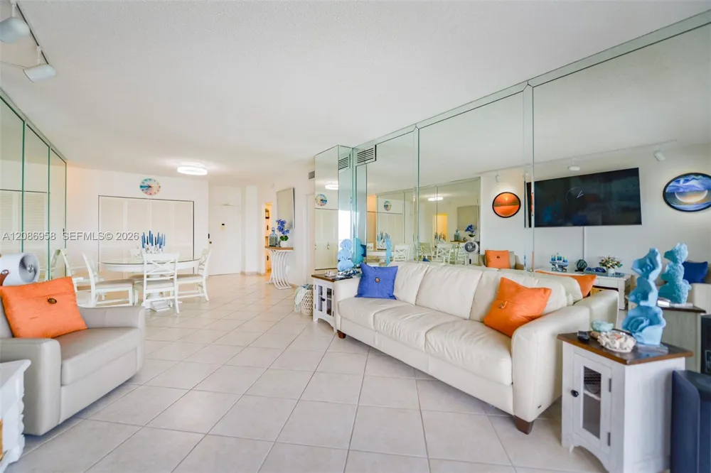 1950 S Ocean Dr #18B Hallandale Beach, FL 33009