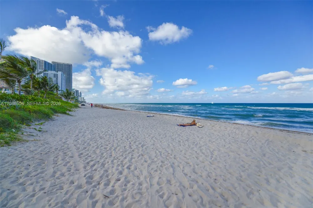 1950 S Ocean Dr #18B Hallandale Beach, FL 33009